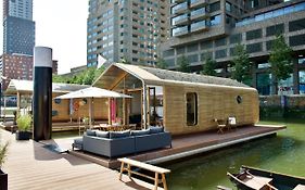 Wikkelboat Nr4 at Floating Rotterdam Rijnhaven