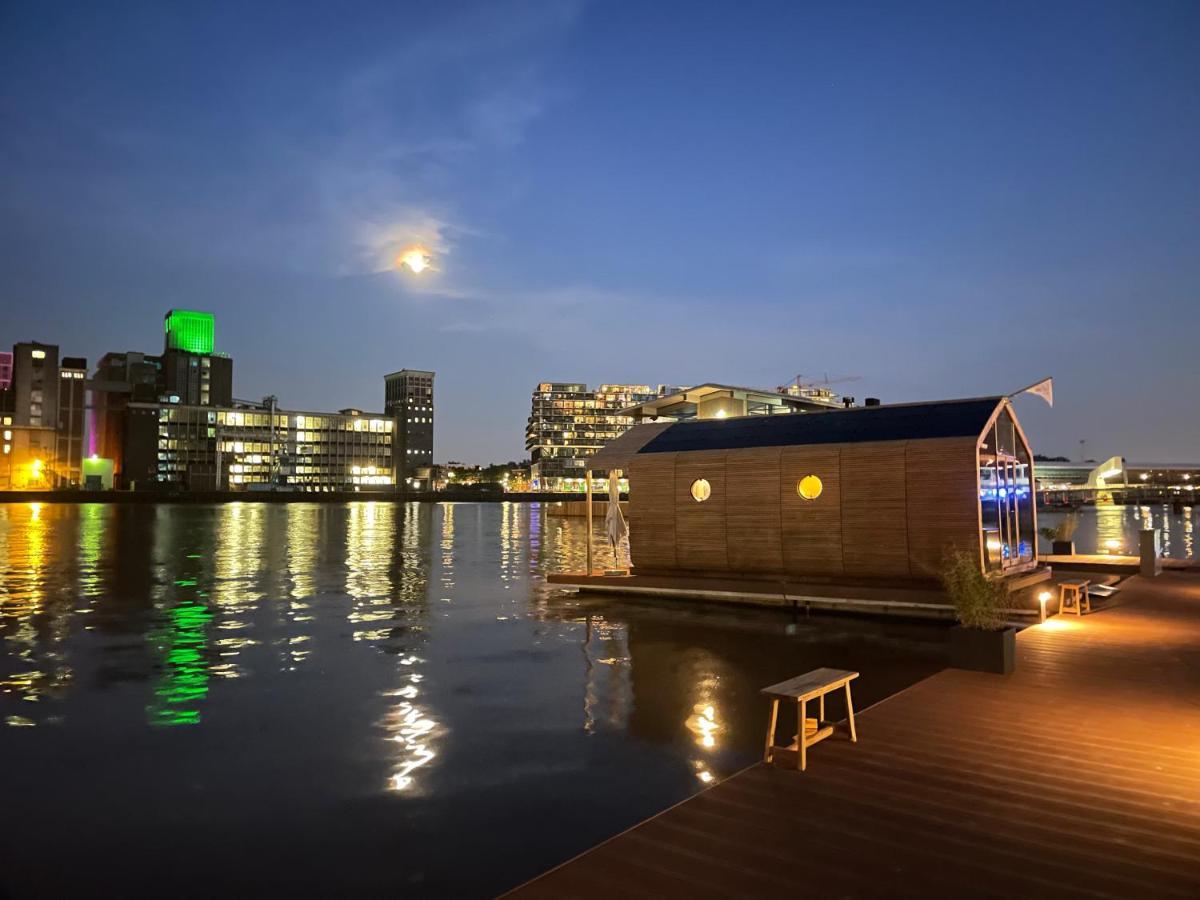 Wikkelboat Nr4 at Floating Rotterdam Rijnhaven Villa Eksteriør bilde